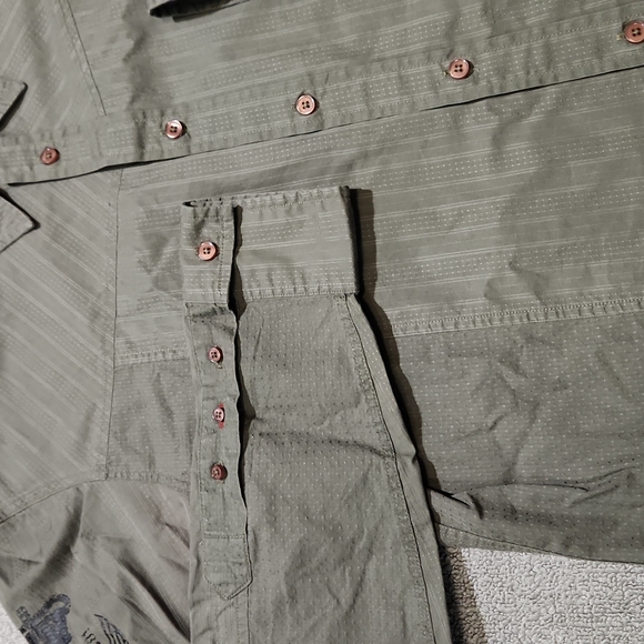 Guess Shirt - Picture 6 of 7